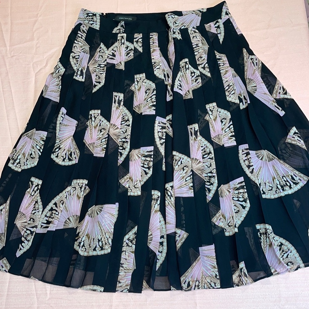 Ann Taylor midi skirt